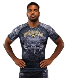 Venum Rashguard Kurzarm Short Sleeve Wolf Atak Schwarz/Grau