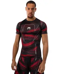 Venum Rashguard Kurzarm Short Sleeve Matupa Schwarz/Rot/Silber